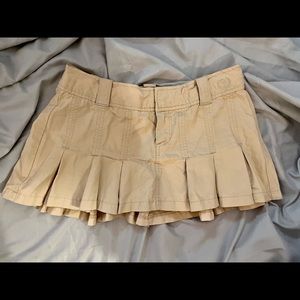 Pleated mini skirt